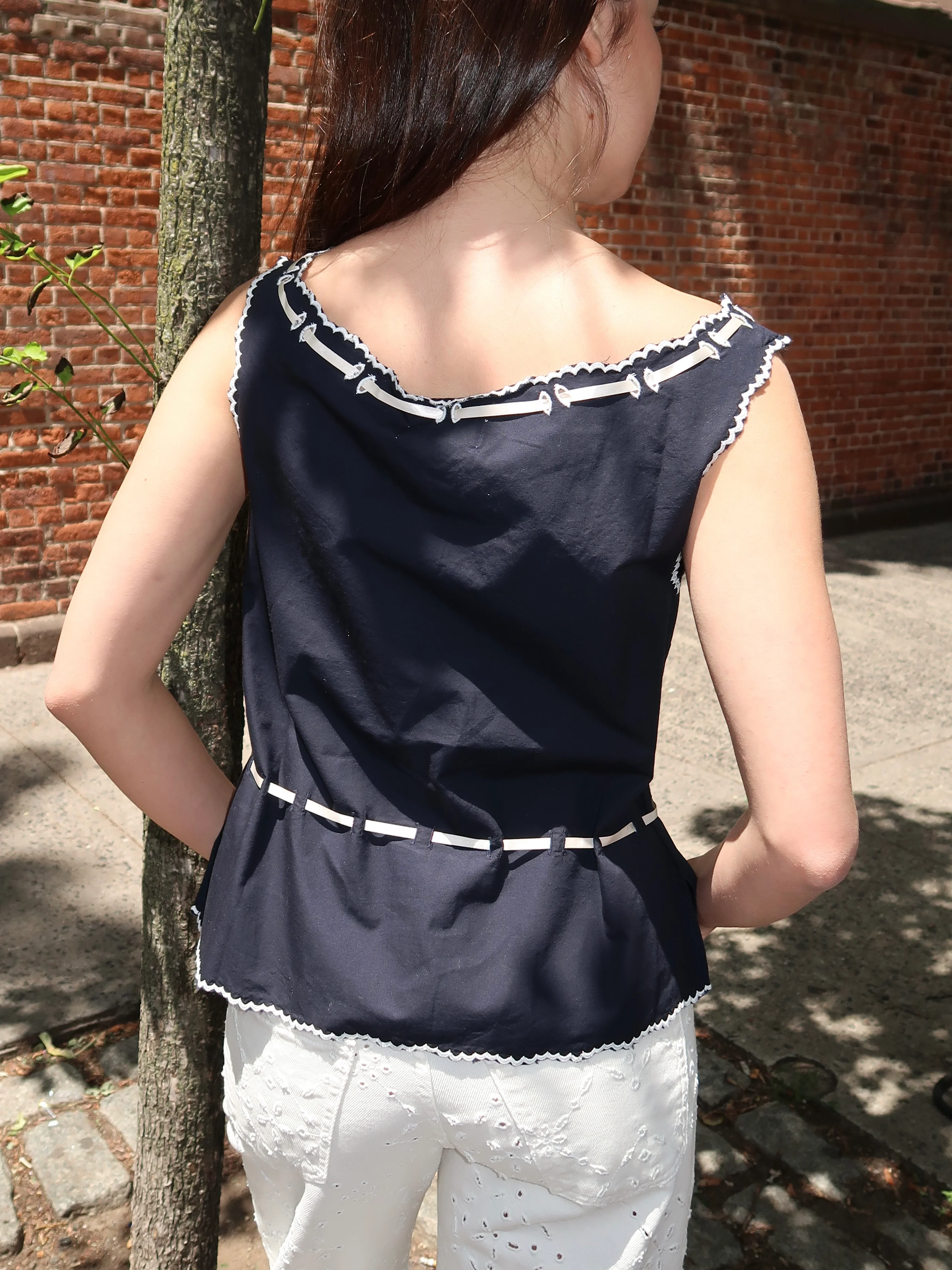 Cassara Top Aster Cutwork Embroidery Black - Image 3