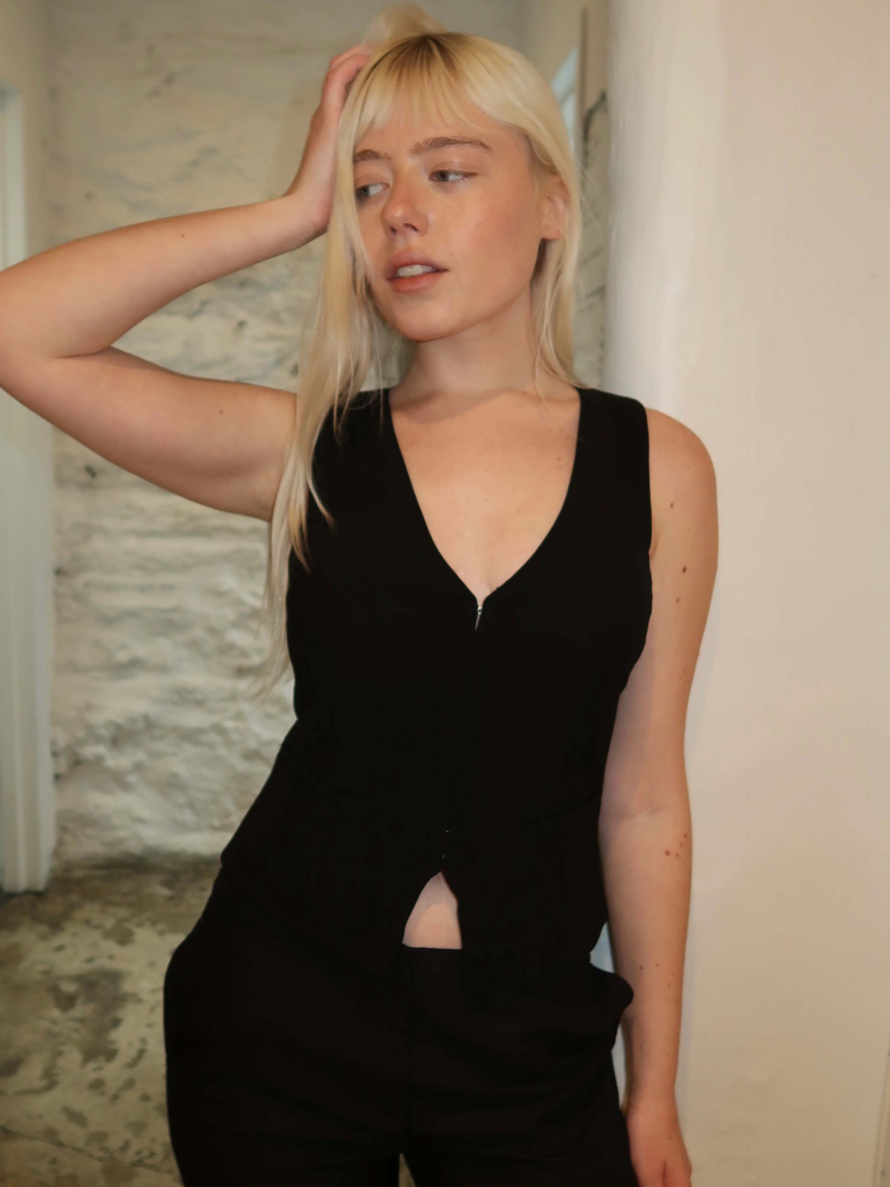 Jordan Vest in Black - Image 2