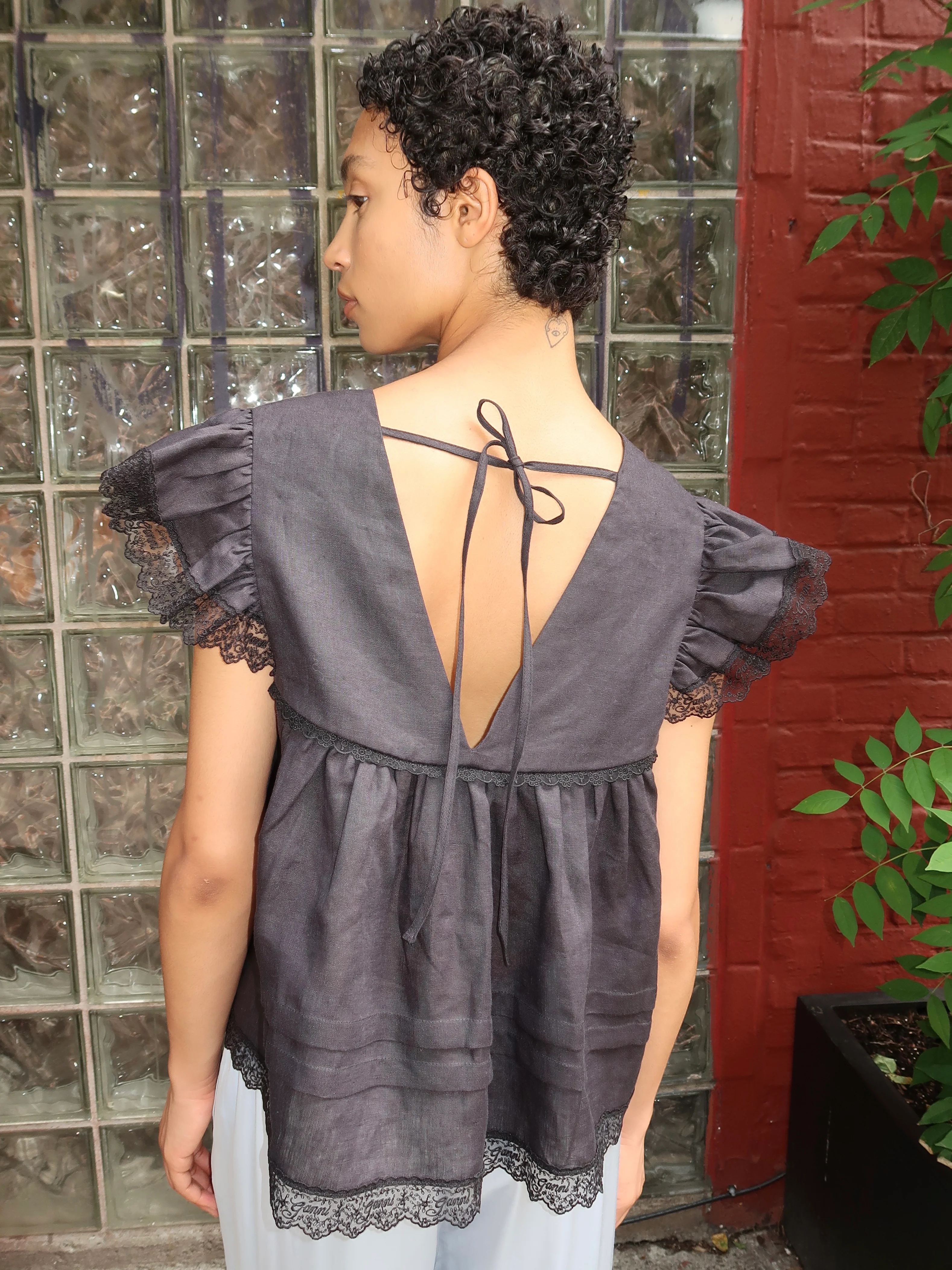 Light Linen Angel Sleeve Blouse in Black - Image 3