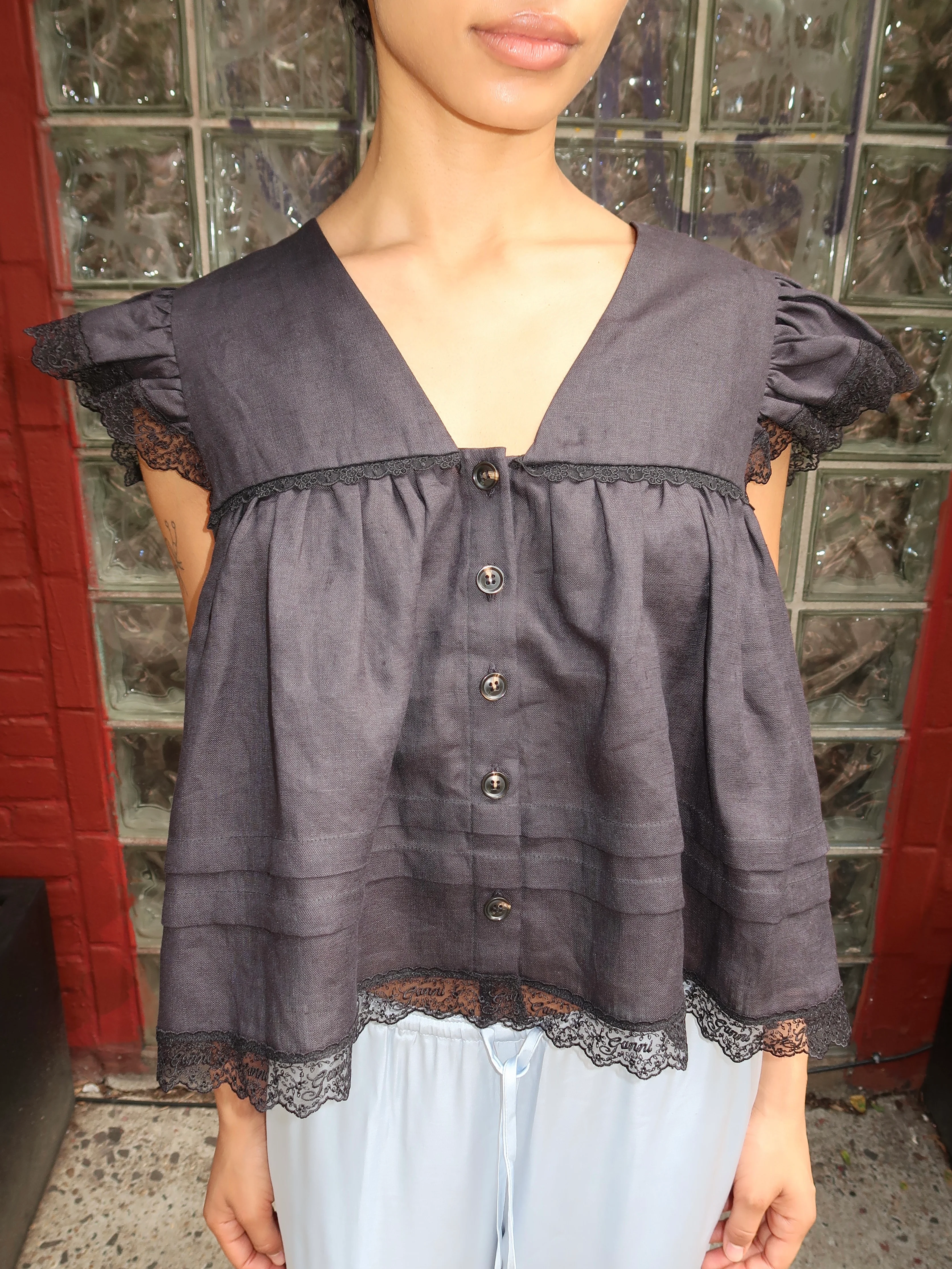 Light Linen Angel Sleeve Blouse in Black - Image 4