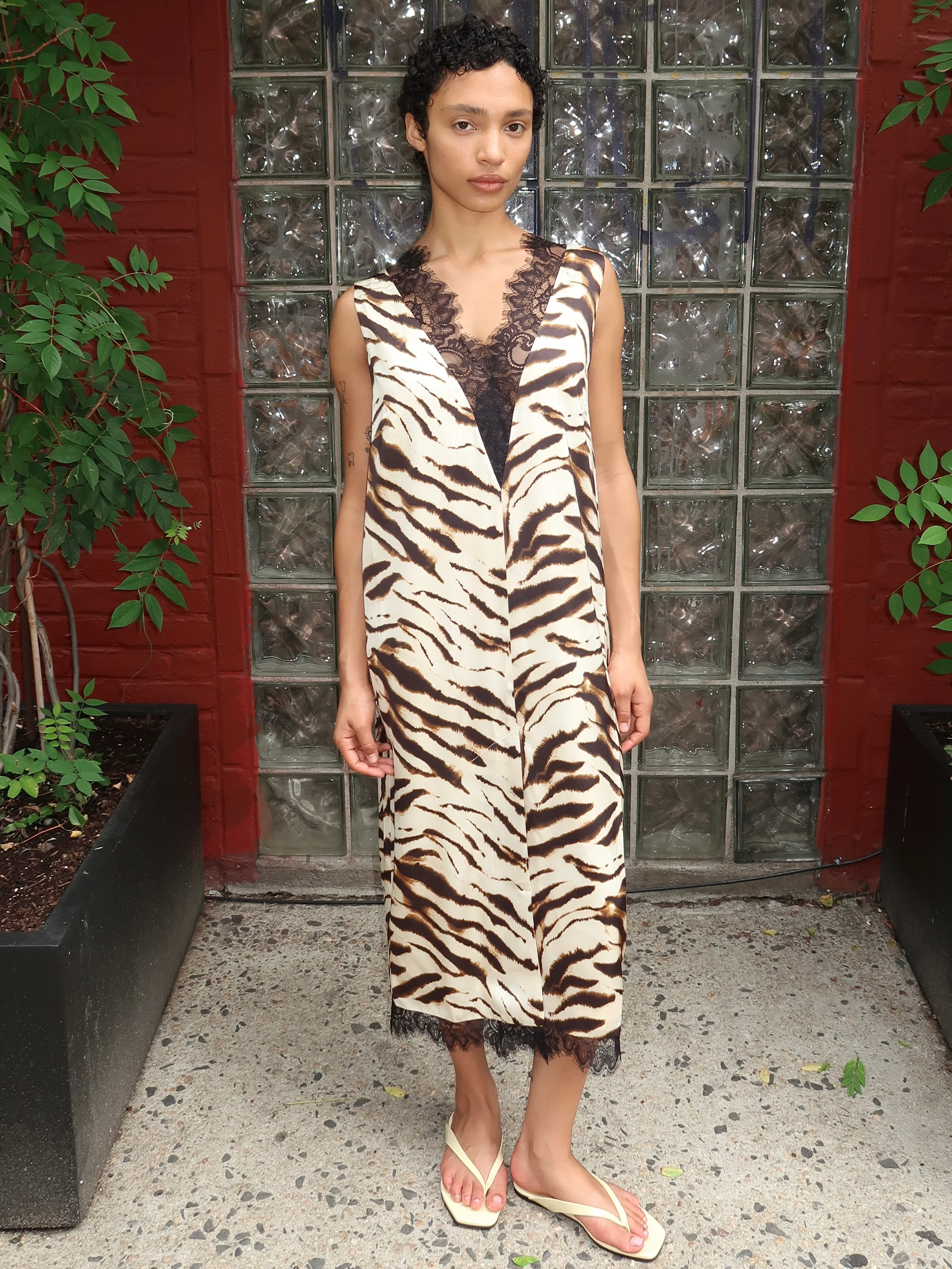Printed Stretch Satin V-neck Midi Dress - Image 4