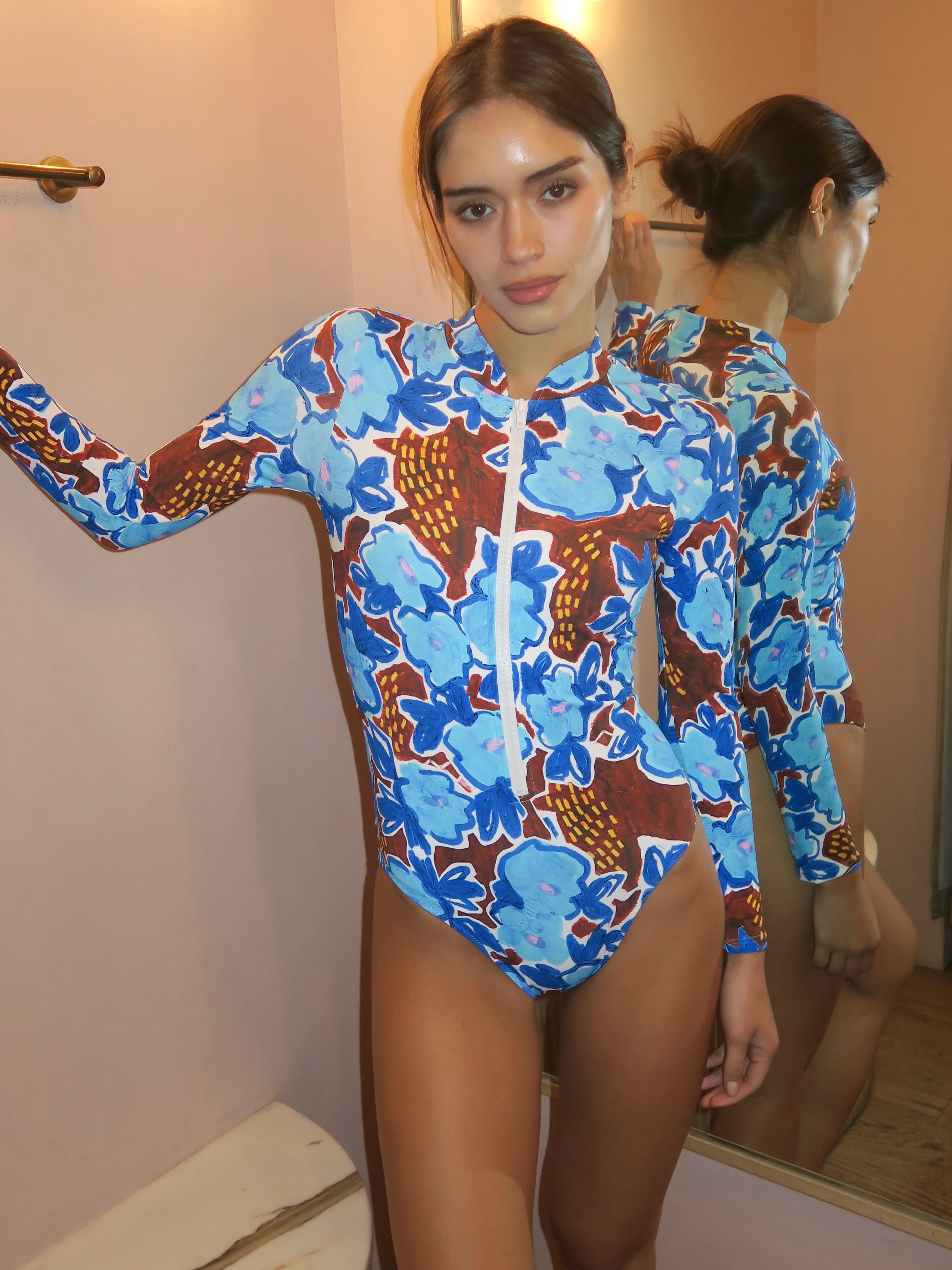 Rashguard in Sketchbook Floral - Image 4