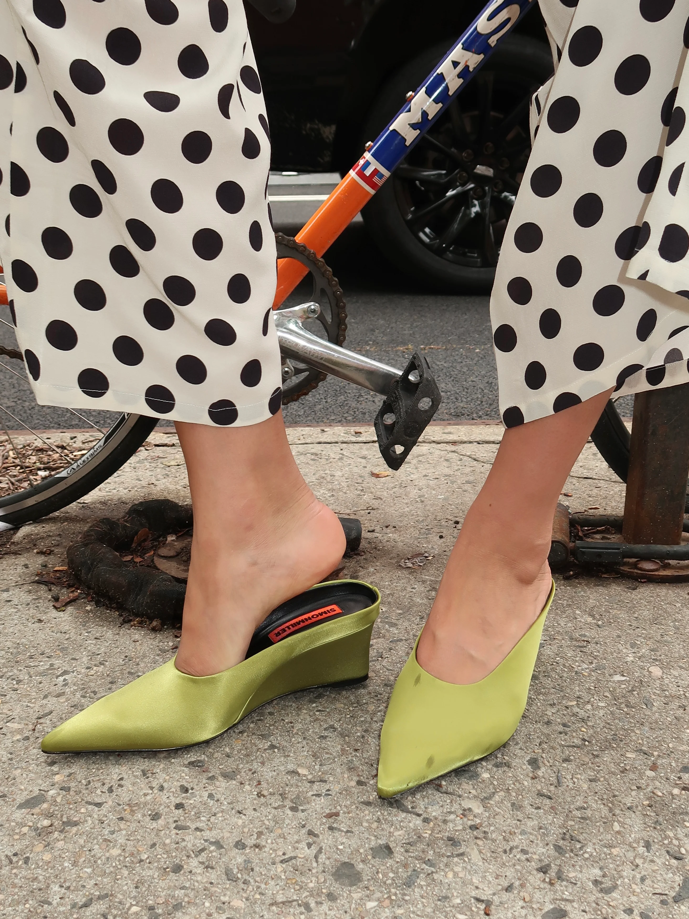 Satin Pointed Gala Wedge in Moss - Image 4
