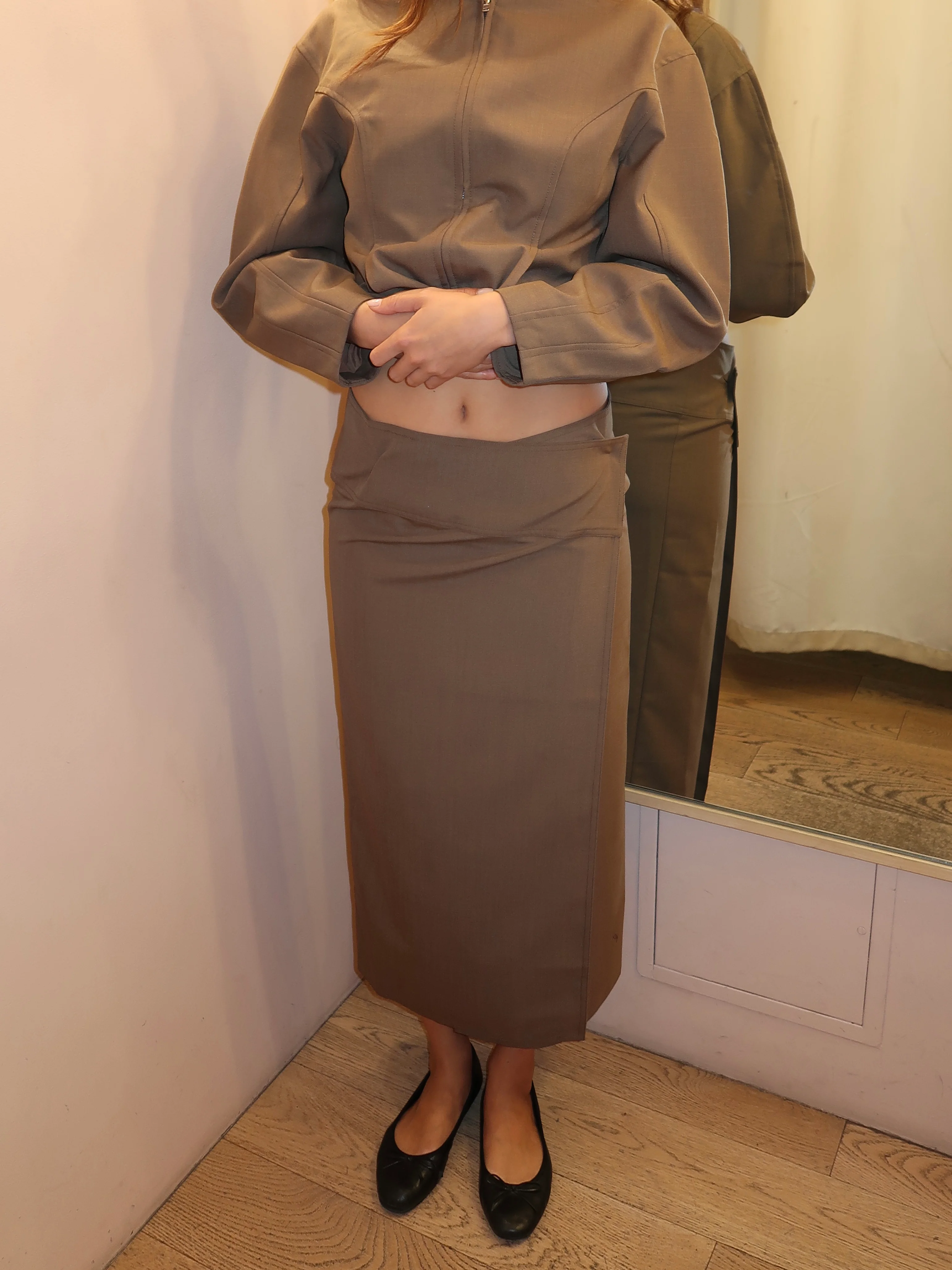 Scene Skirt in Brown - Image 2