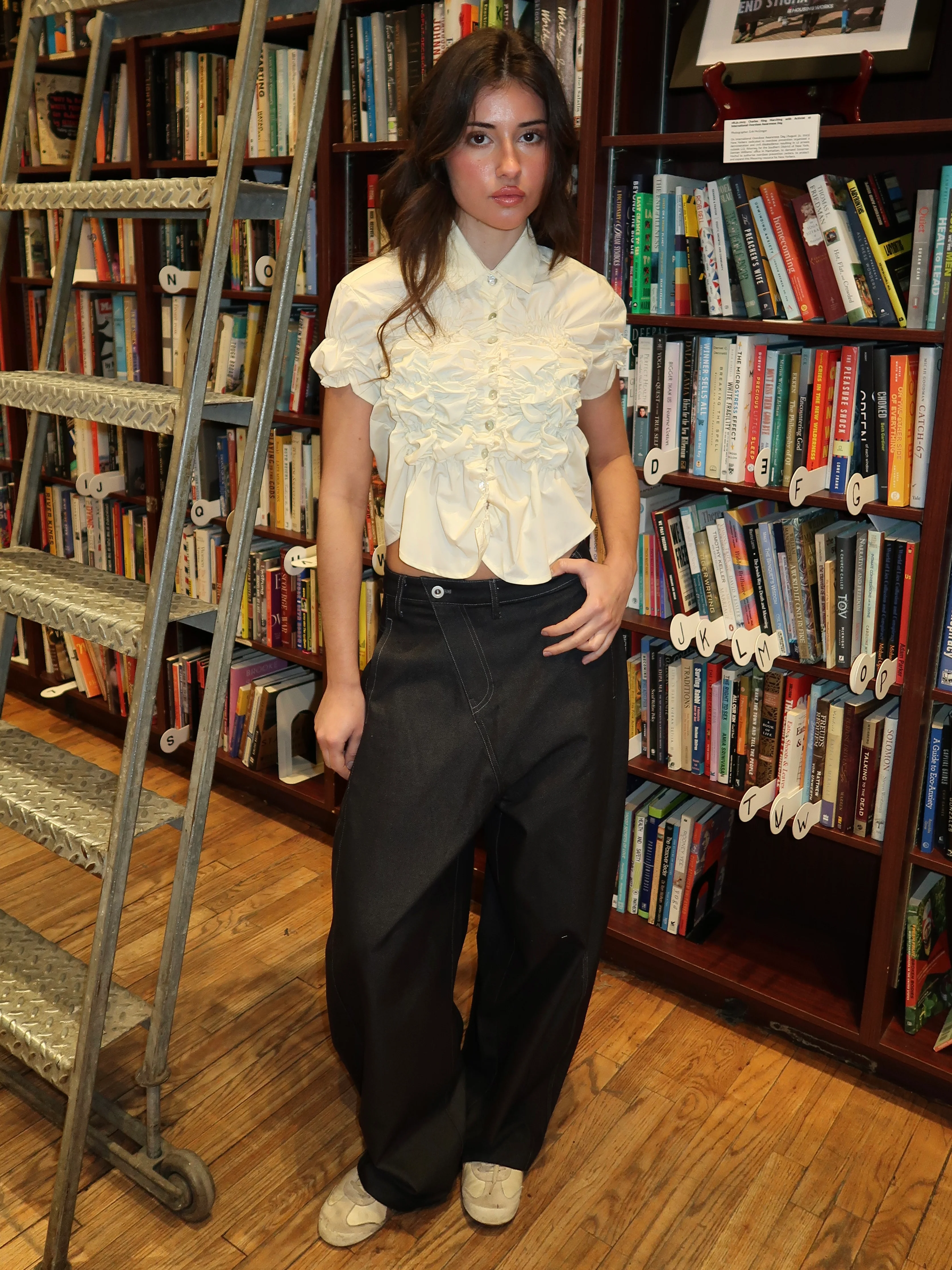 Slant Denim Wide Pants in Black - Image 2