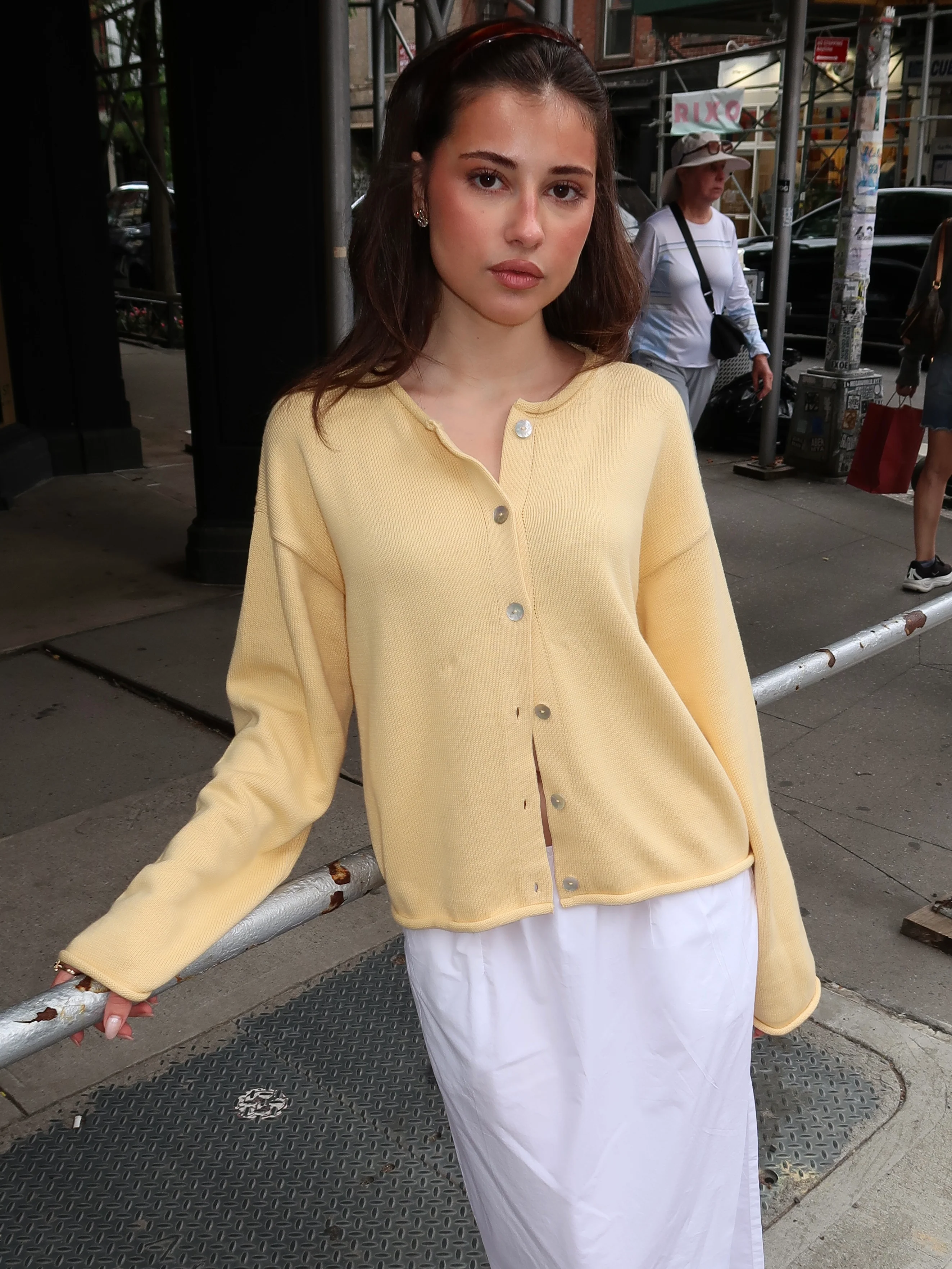 The Cotton Knit Roll Cardigan in Butter - Image 4